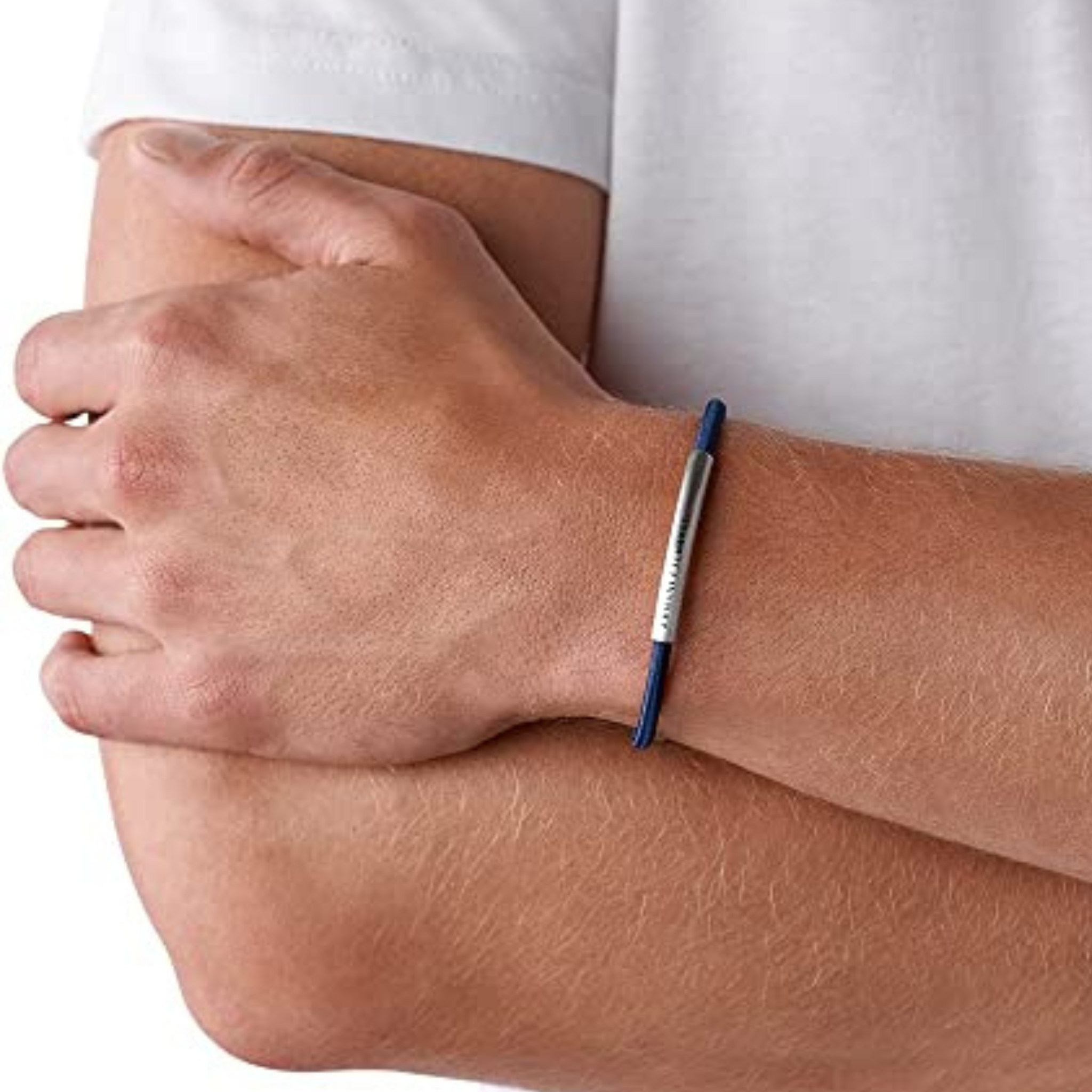 ARMANI EXCHANGE BRACCIALE IN ACCIAIO BLU